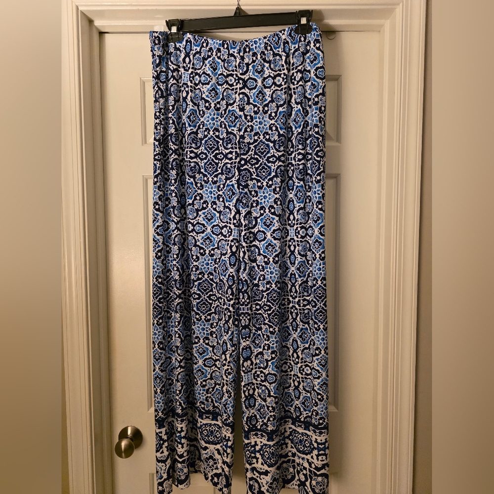 NWT Chico's Travelers Floral Printed Palazzo Pant - Size 3 Tall